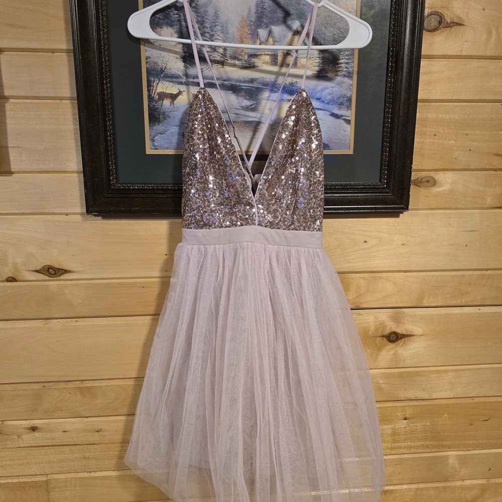 Elegant Sequin V-Neck Mini Dress